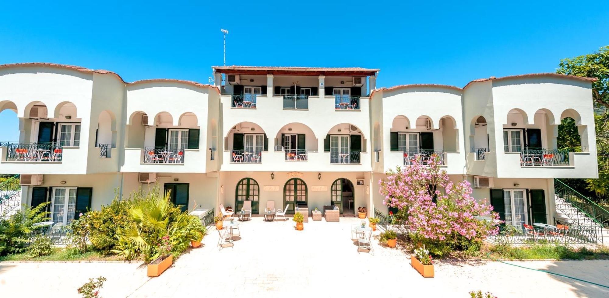Vassilis Paradise Garden Aparthotel Agios Georgios Pagon Exterior photo