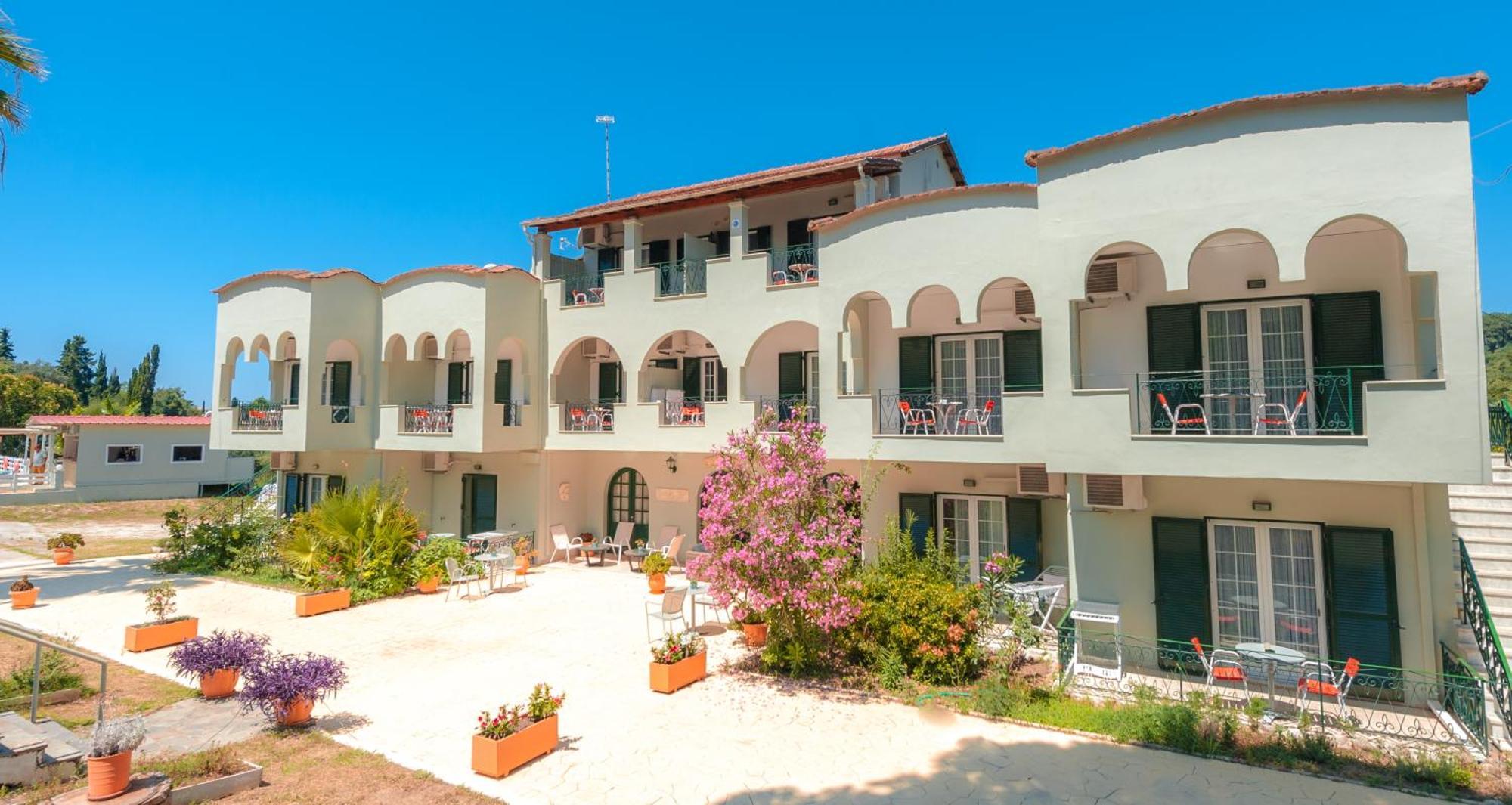 Vassilis Paradise Garden Aparthotel Agios Georgios Pagon Exterior photo