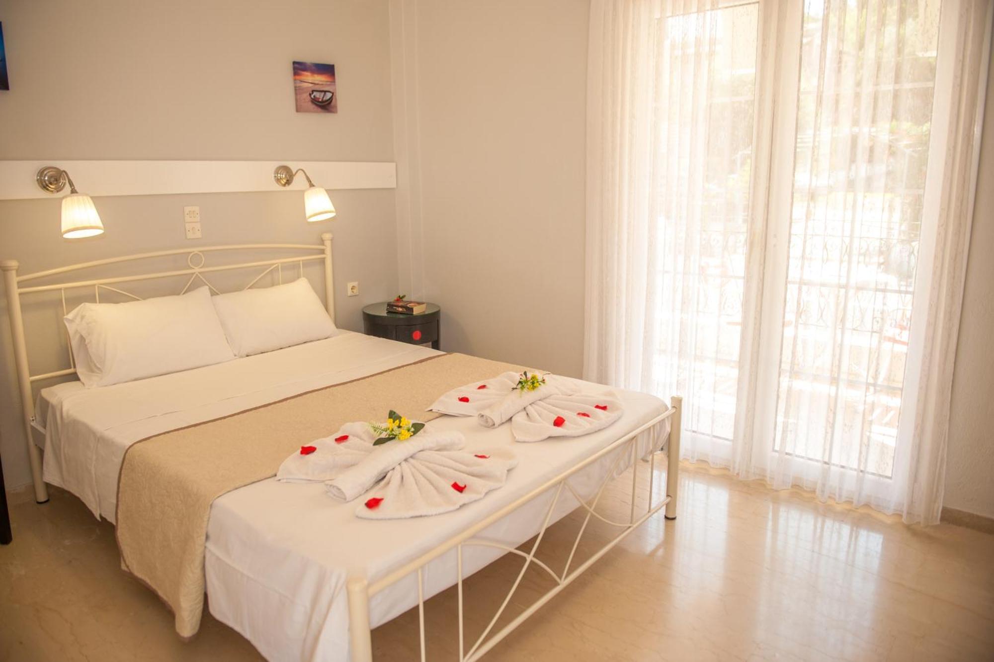 Vassilis Paradise Garden Aparthotel Agios Georgios Pagon Exterior photo
