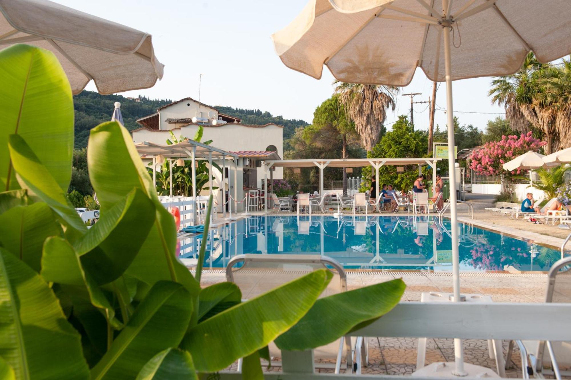 Vassilis Paradise Garden Aparthotel Agios Georgios Pagon Exterior photo